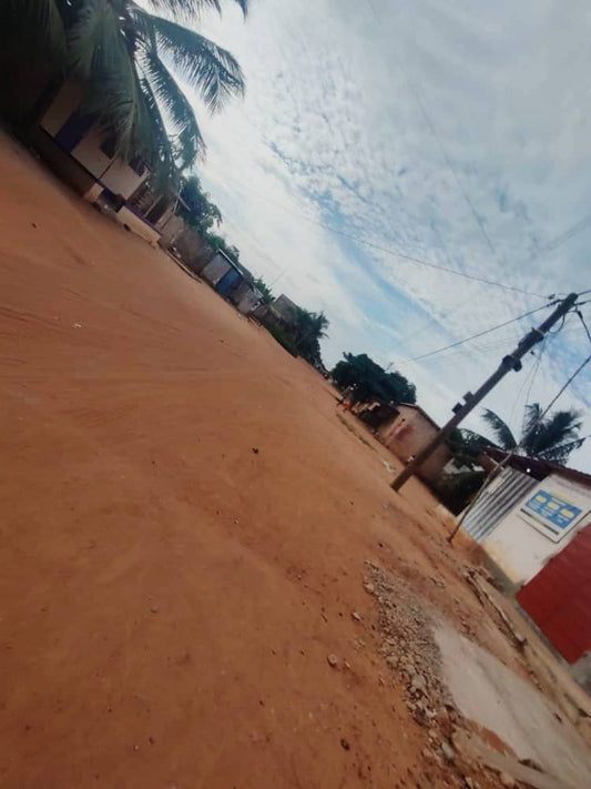 Maison en vente sur demi lot à Adidogomé Lankouvi – 25 millions FCFA
