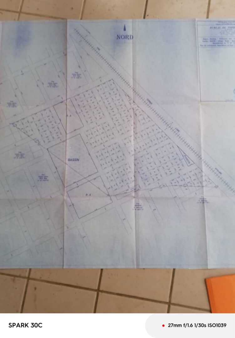 Terrain de 10 lots en vente à Bagbe, à 300 mètres du goudron Lomé–Kpalimé – 2,5 millions FCFA