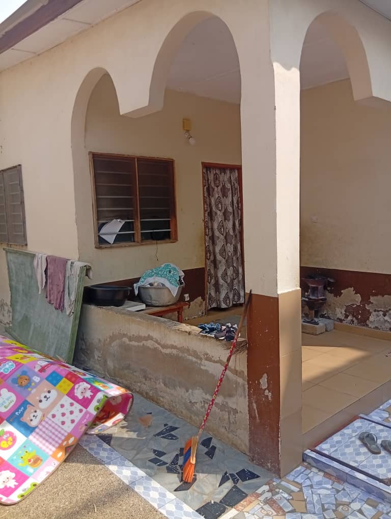 UNE MAISON À VENDRE À KPOGAN