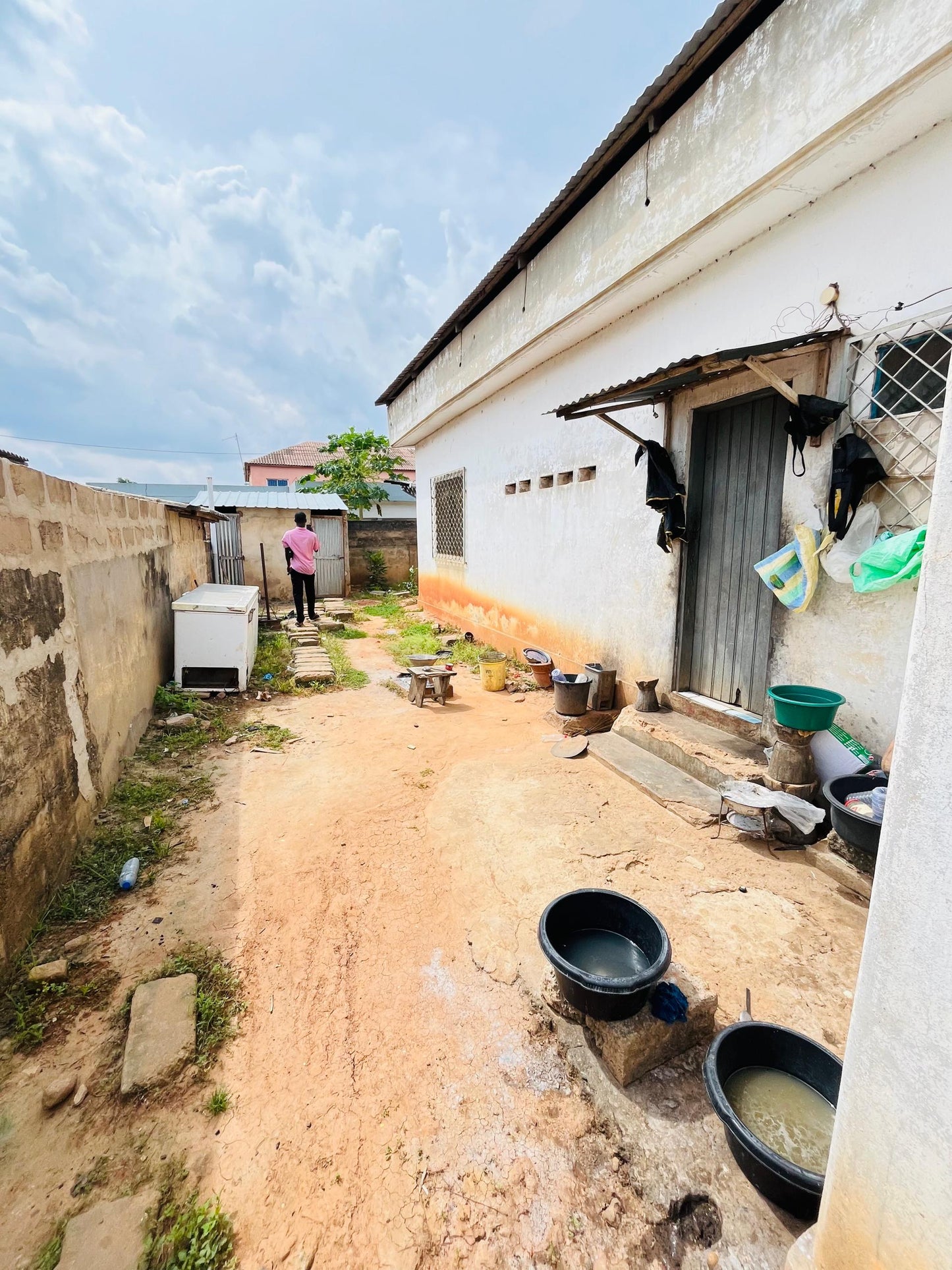 Terrain de 1220 m² en vente à Tokoin Trésor – 250 millions FCFA