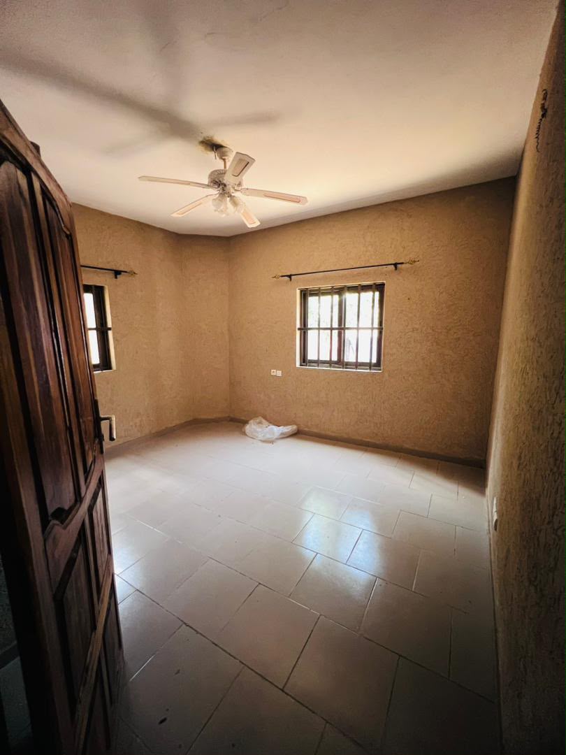 Villa 3 chambres à louer à Agoè – 150 000 FCFA/mois