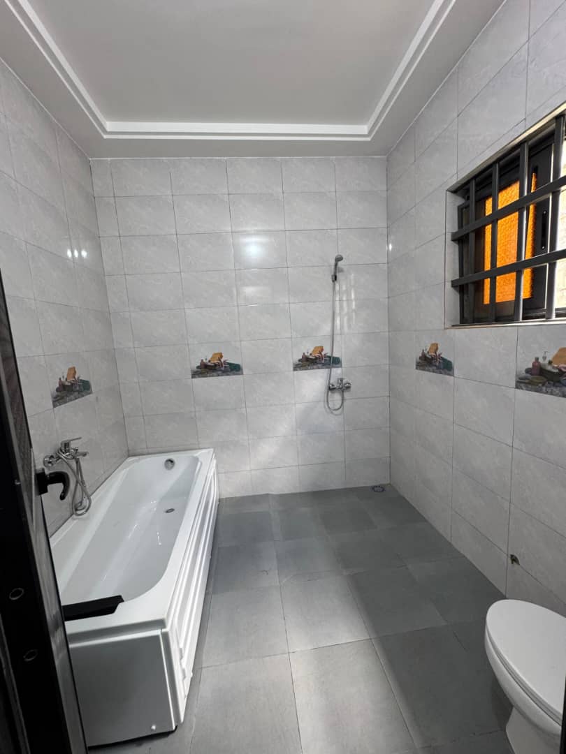 Villa 4 chambres en vente à Sagbado Logoté – 90 millions FCFA