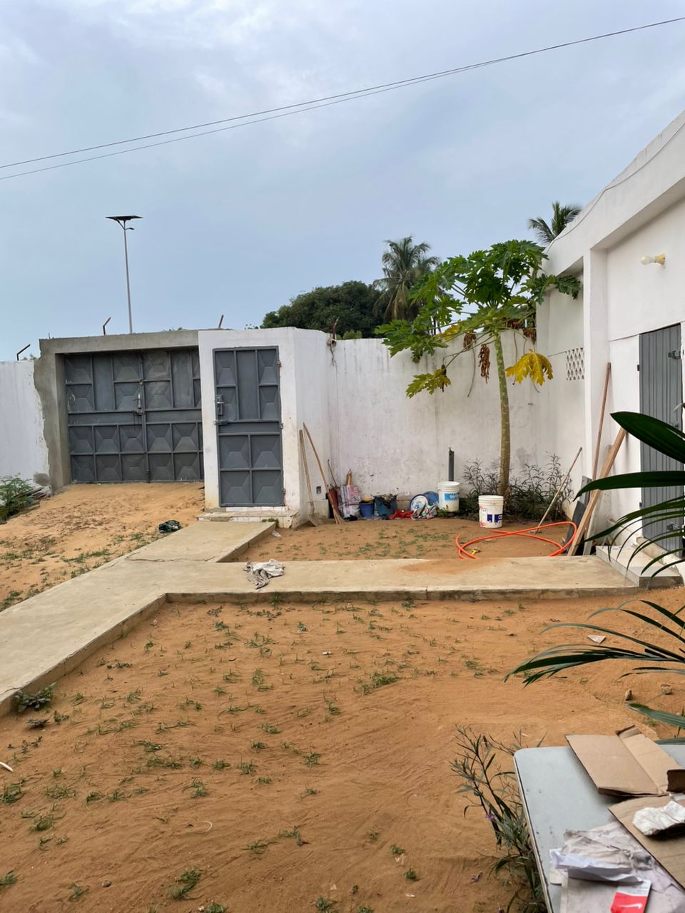 Terrain de 2100 m² en vente à Agoè Sogbossito – 30 millions FCFA le lot