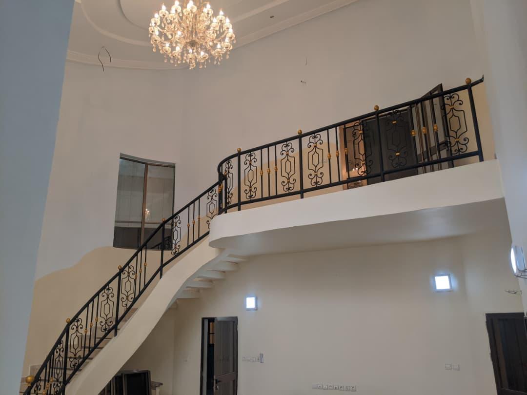Villa duplex avec jardin à louer à Tokoin Hôpital – 600000 FCFA/mois