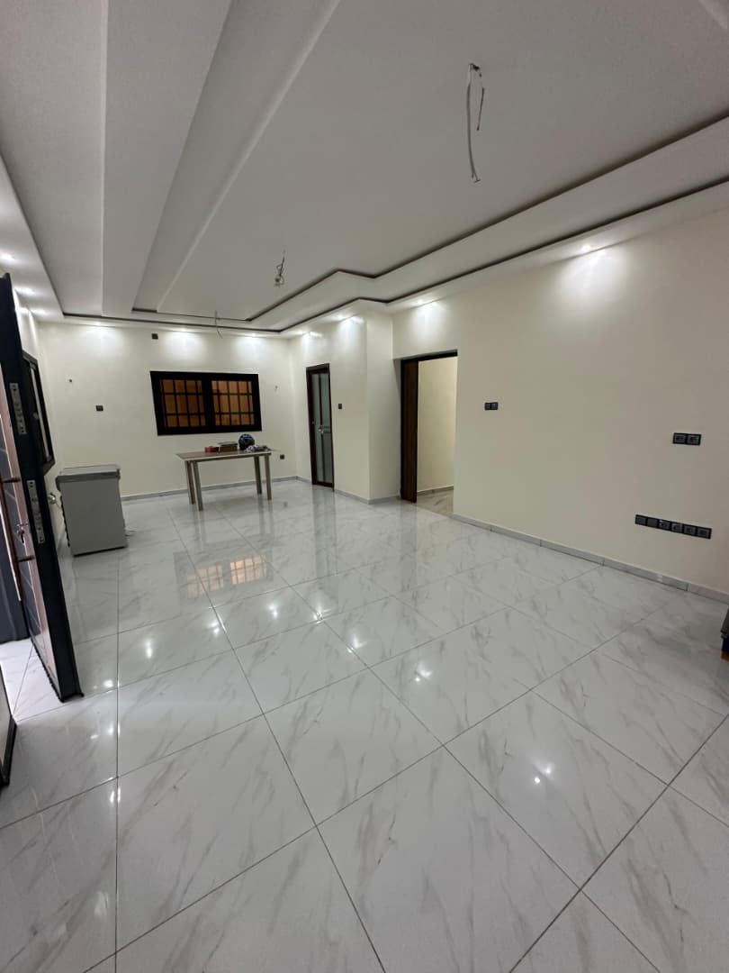 Villa 3 chambres en vente sur 300 m² à Zanguera UCAO – 57 millions FCFA