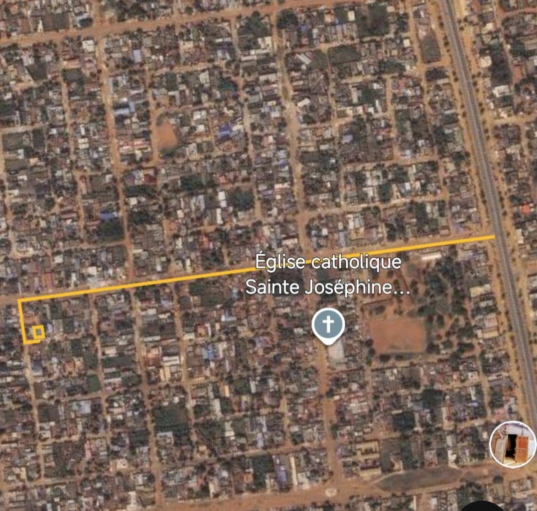 Terrain 1/2 lot en vente à Agoè Sogbossito – 17 000 000 FCFA
