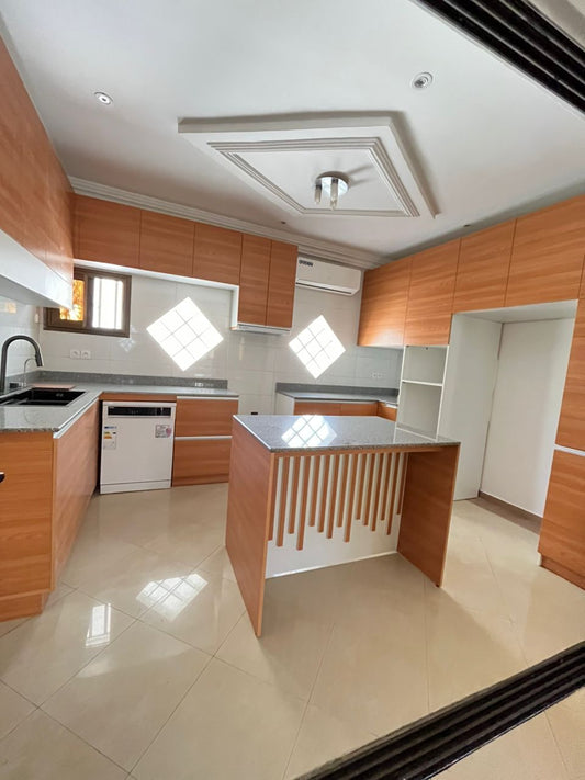 Villa basse 4 chambres à louer à la Résidence de la Caisse – 1 600 000 FCFA