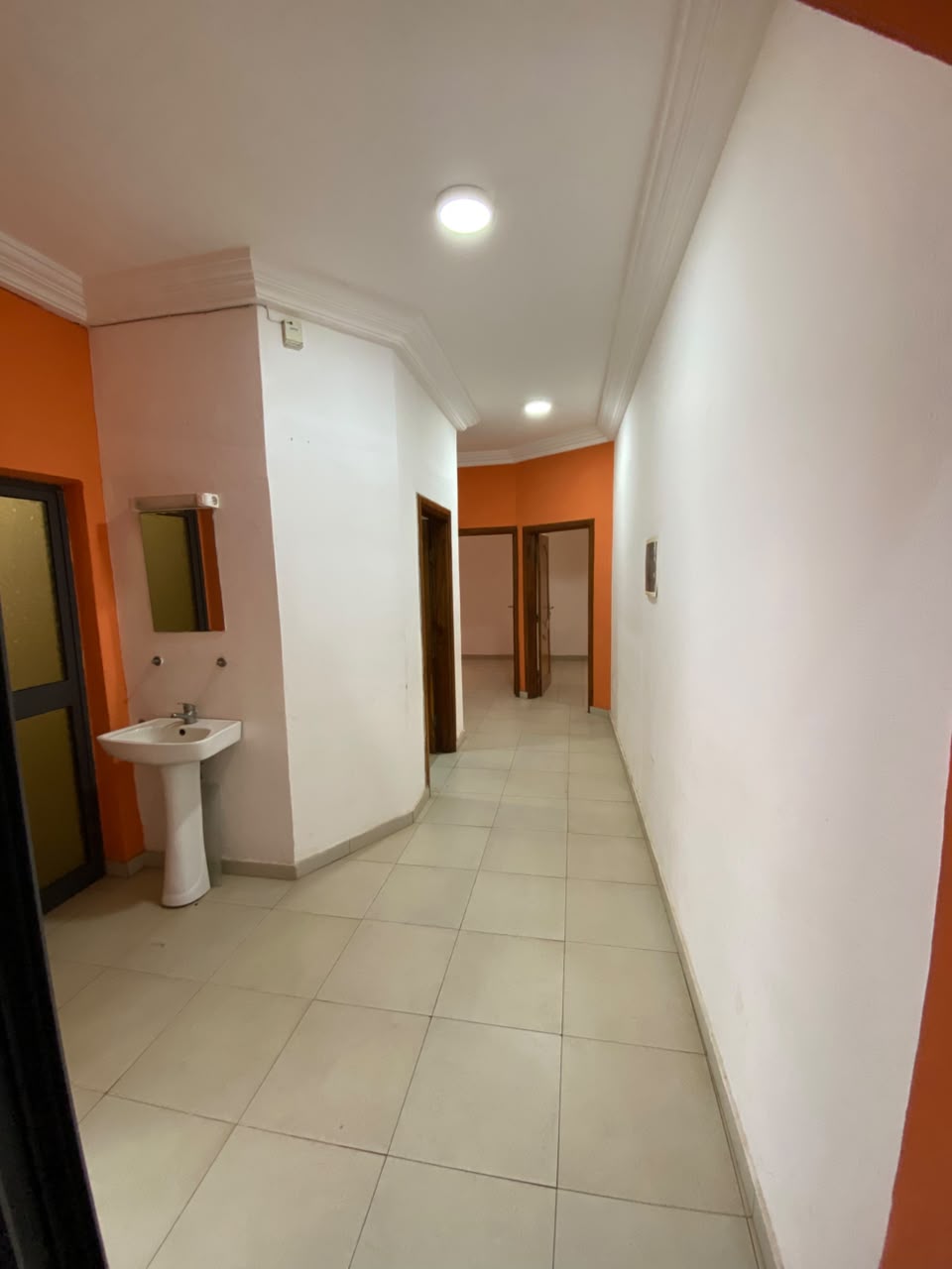 Appartement de 2 chambres en location à Agoe Cacaveli – 130 000 FCFA