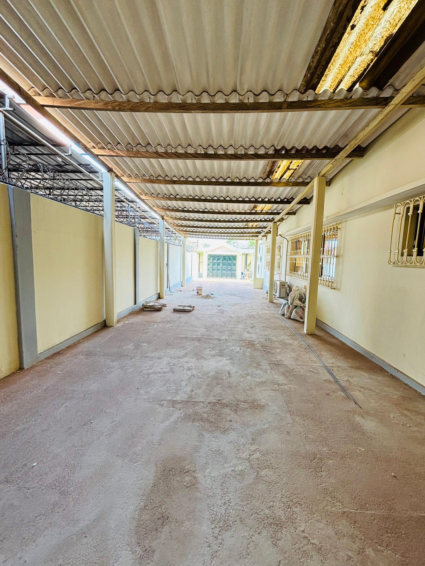 Villa 8 chambres en location à Noukafou-Amina – 800 000 FCFA/mois