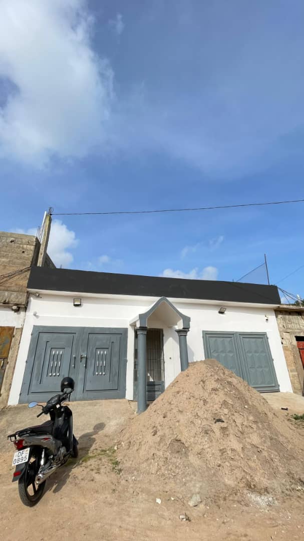 Villa 2 chambres en vente à Adidogomé Ségbé - 40 millions FCFA