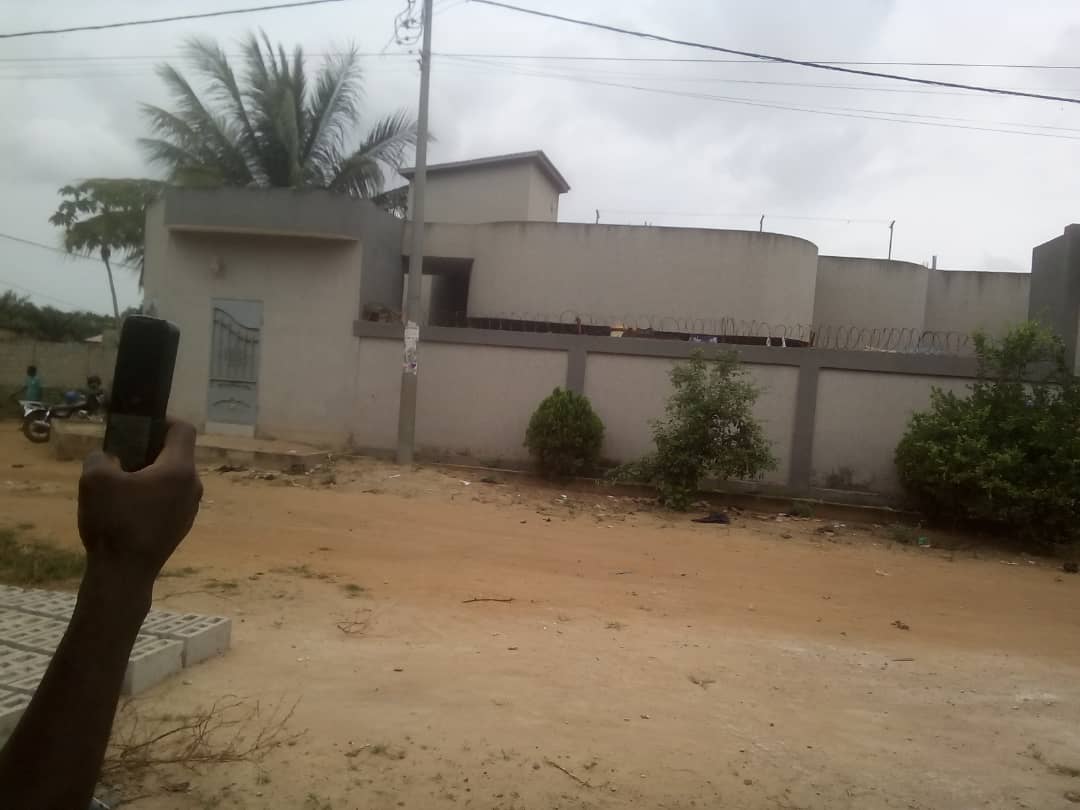 Villa 3 chambres en vente à Agoè Legbassito – 60 millions FCFA