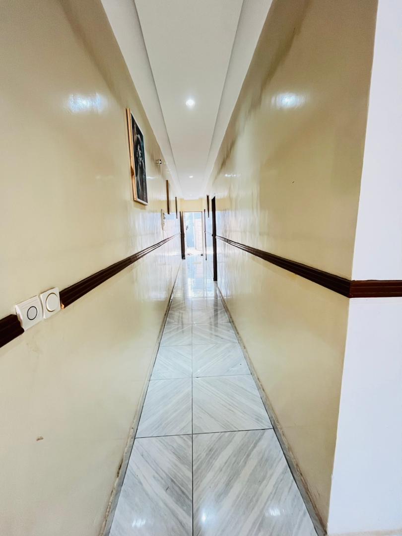 Villa 3 chambres en vente de 300 m² à Gbodjomé – 40 millions FCFA