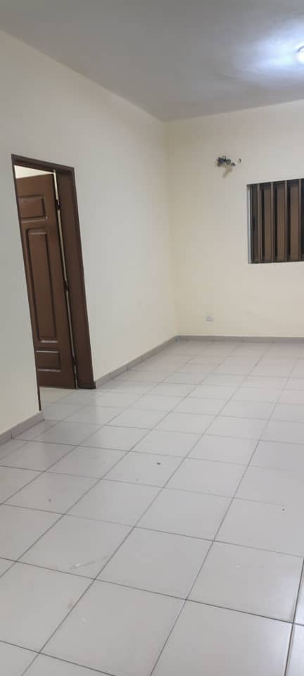 Appartement 2 chambres à louer à Agbalépédo – 100 000 FCFA