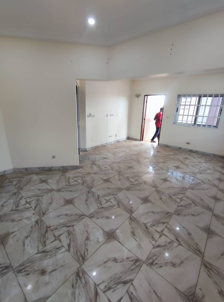 Villa 4 chambres à louer à Kégué Stade – 400 000 FCFA/mois