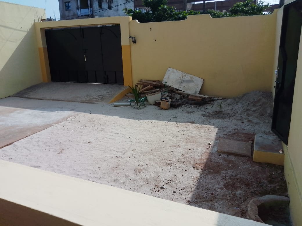Villa 3 chambres à louer en bordure de goudron à Hédzranawoé – 250.000 FCFA