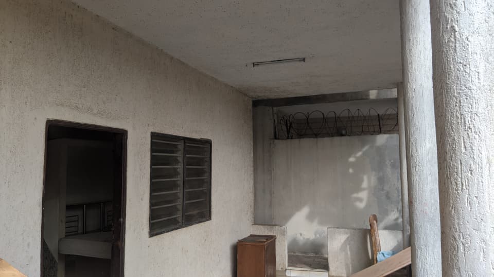 Villa 2 pièces en location à Sagbado près de Yatt&Co (Rez-de-chaussée) – 130 000 FCFA/mois
