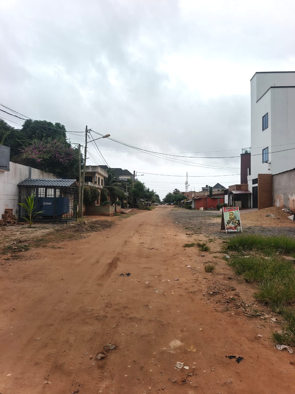 Terrain de 600 m² en vente à Agbalépédo, proche des pavés – 55 millions FCFA