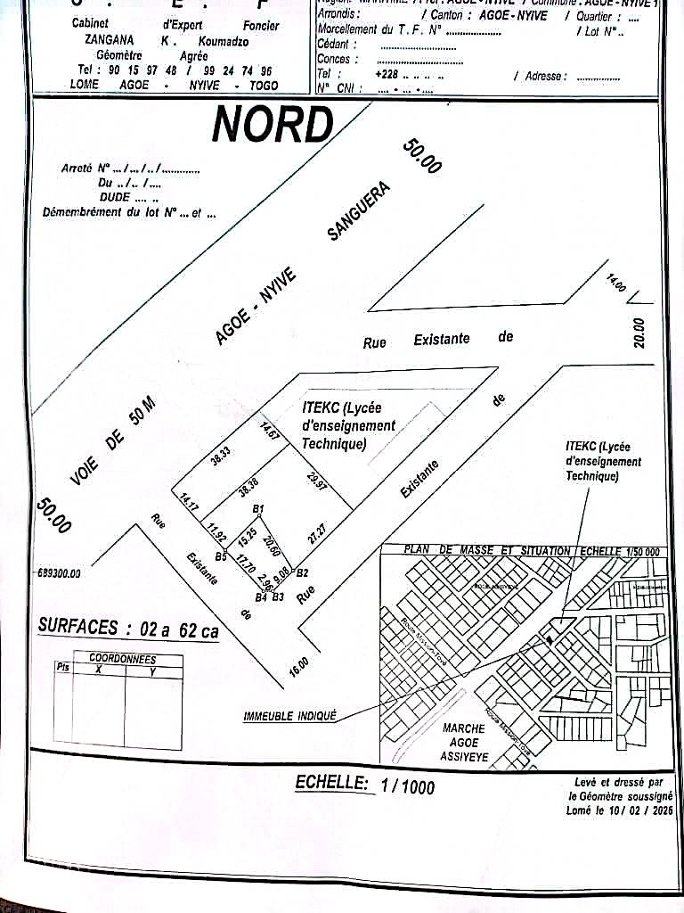 Terrain d'un demi-lot en vente à Agoè Assiyéyé à 26 m du goudron – 35 millions FCFA