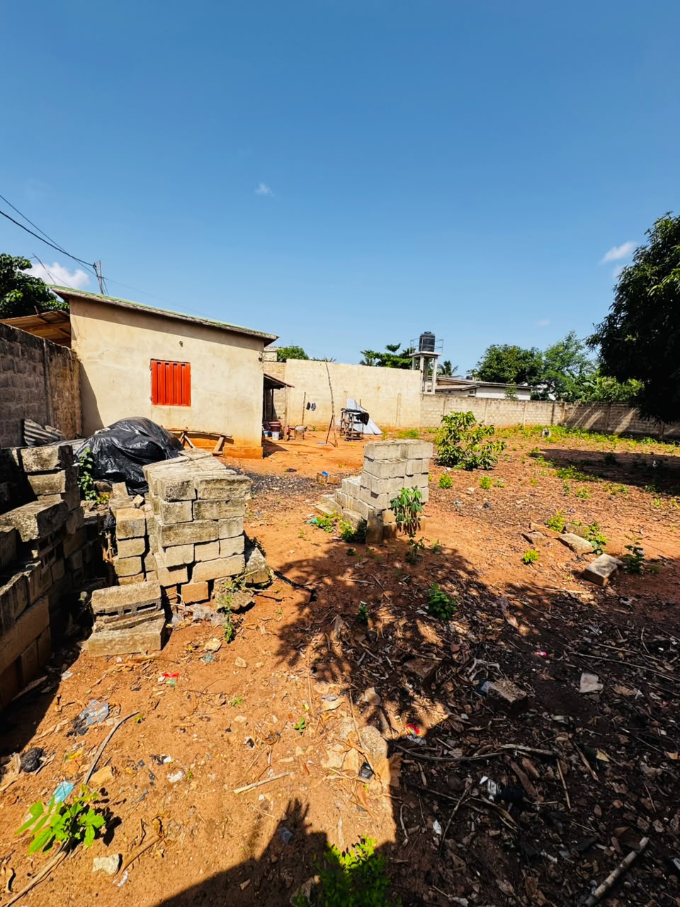Terrain de 603 m² en vente au bord de la grande voie Zossimé - Zanguera – 35 millions FCFA