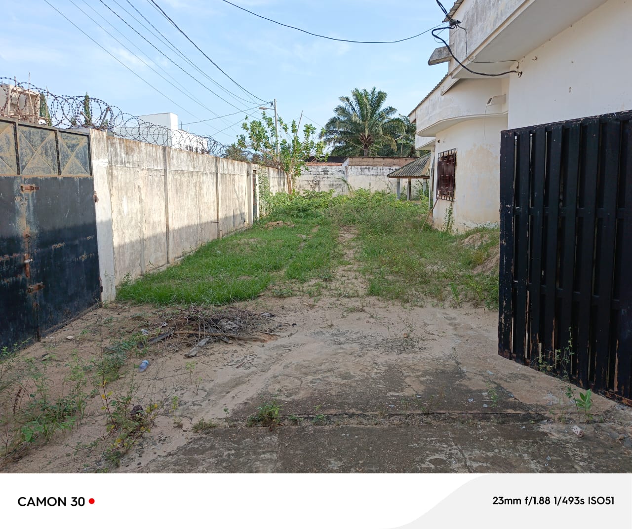Villa 4 chambres en vente à Djidjolé – 85 millions FCFA