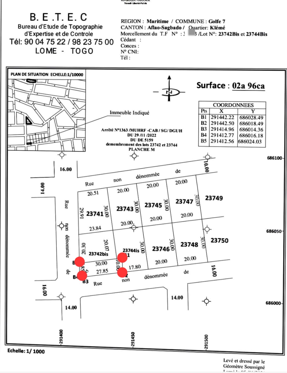 Demi-lot en angle de rue à vendre à Ségbé – 12 millions FCFA