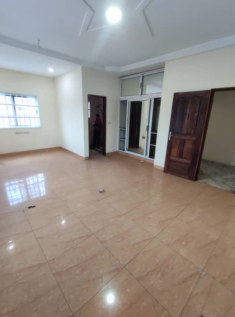 Villa 4 chambres à louer à Kégué Stade – 400 000 FCFA/mois