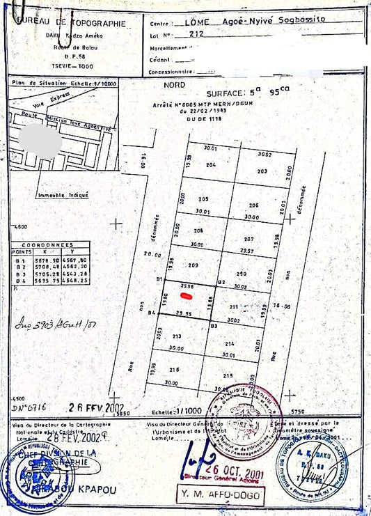 Terrain de 595 m² avec 4 boutiques en vente à Agoè Anonkui – 45 millions FCFA