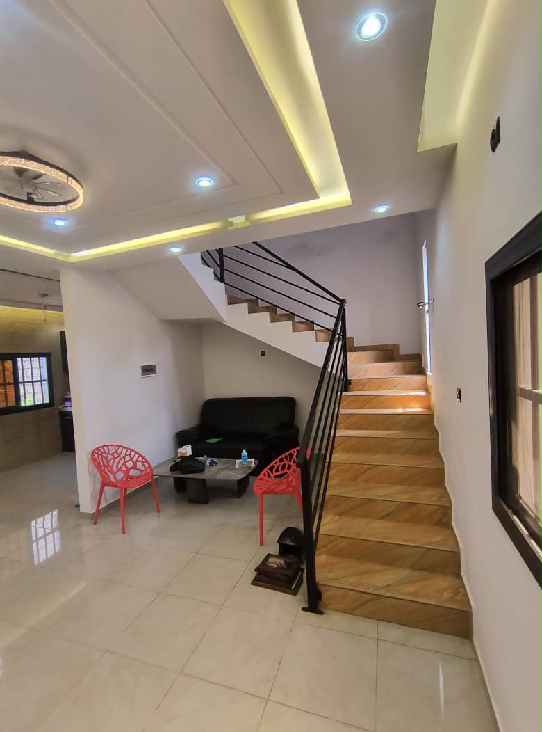 Villa duplex chic à louer à Super Tako – 350 000 FCFA/mois