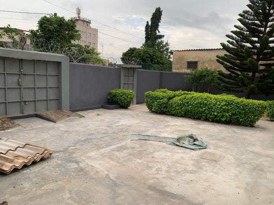 Villa 3 chambres à louer à Agbalepedo – 250000 FCFA