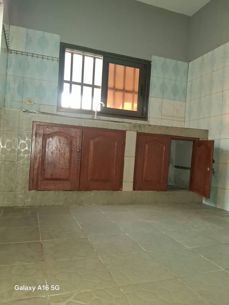 Villa 3 chambres à louer à Avédji Lomé Plaisir – 150000 FCFA