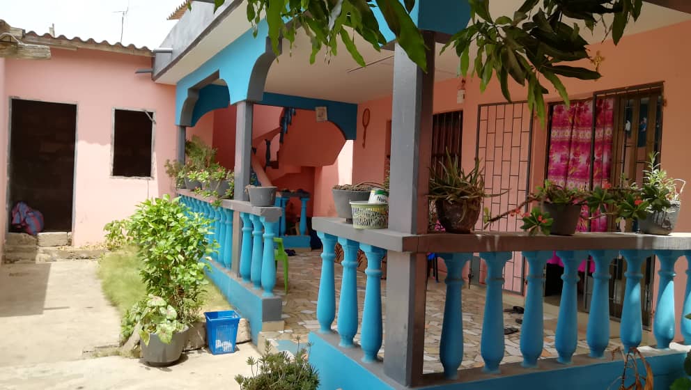 Maison 3 chambres sur 600 m² en vente à Agbalepedo, proche du goudron – 55 millions FCFA