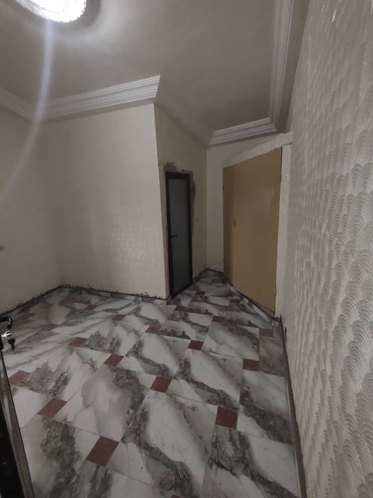Appartement 2 chambres salon à louer à Amadahomé Maison des Jeunes - 120000 FCFA