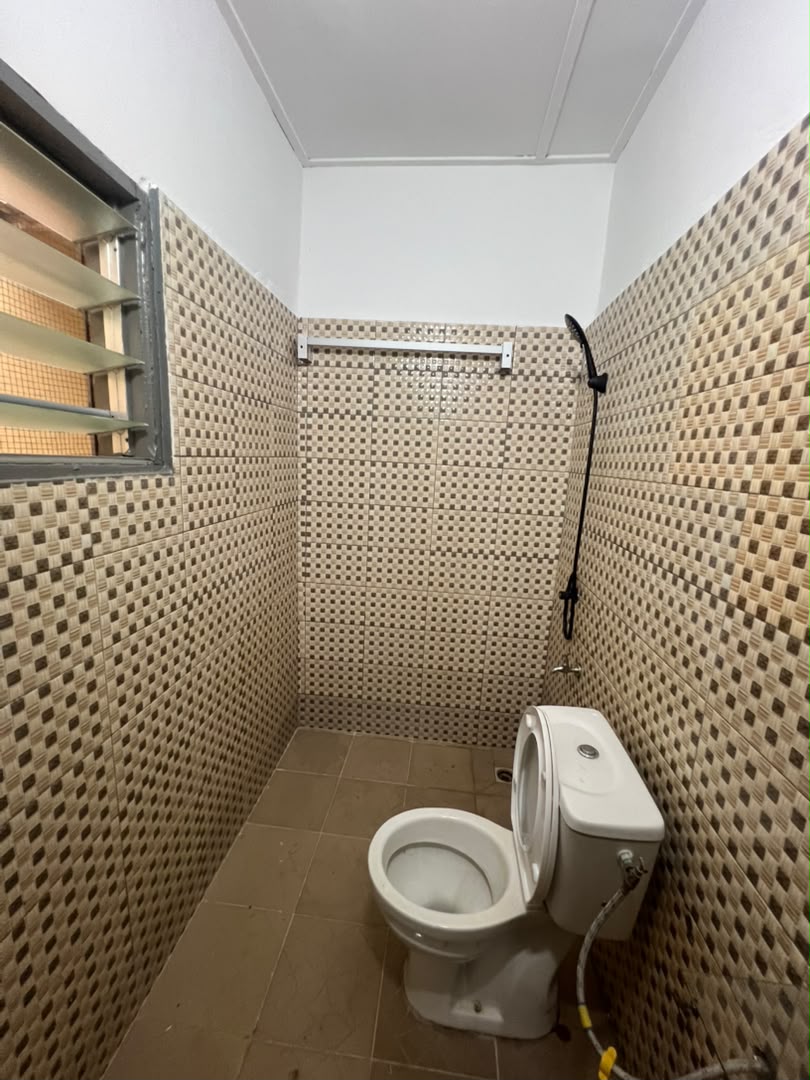 Villa 2 chambres à louer à 200m du goudron à Adidogomé Atilamonou – 100000 FCFA/mois
