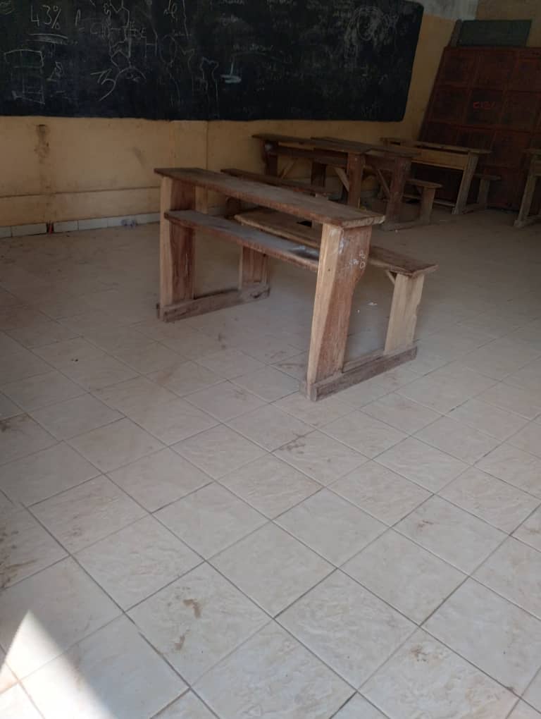 Complexe scolaire en vente à Zanguéra Klémé – 300 millions FCFA