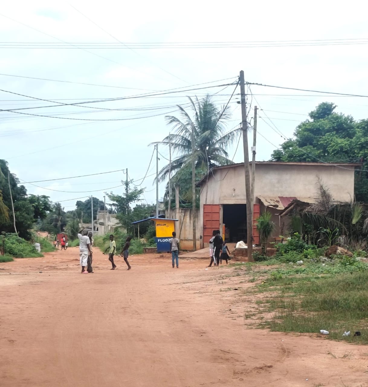 Terrain de 1029 m² à vendre à Adétikopé lycée – 25 millions FCFA