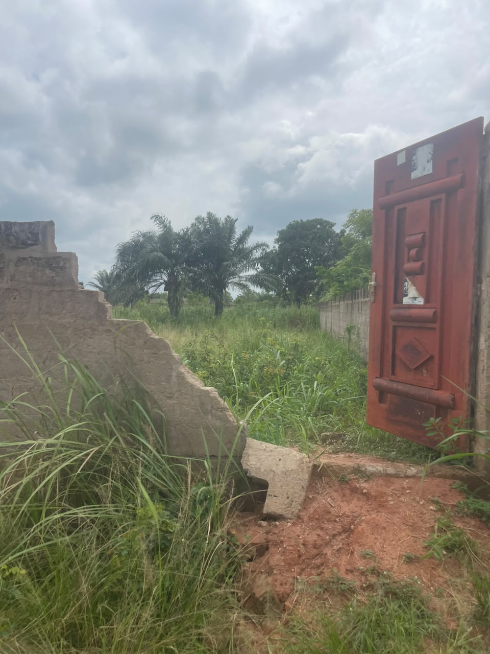 Terrain 2 lots en vente à Zanguera Aképédo – 12 millions FCFA le lot