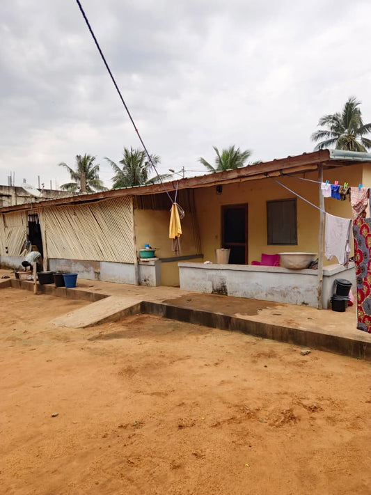Maison 2 pièces sur 1 lot en vente à Agoè Aŋomé – à partir de 60 millions FCFA