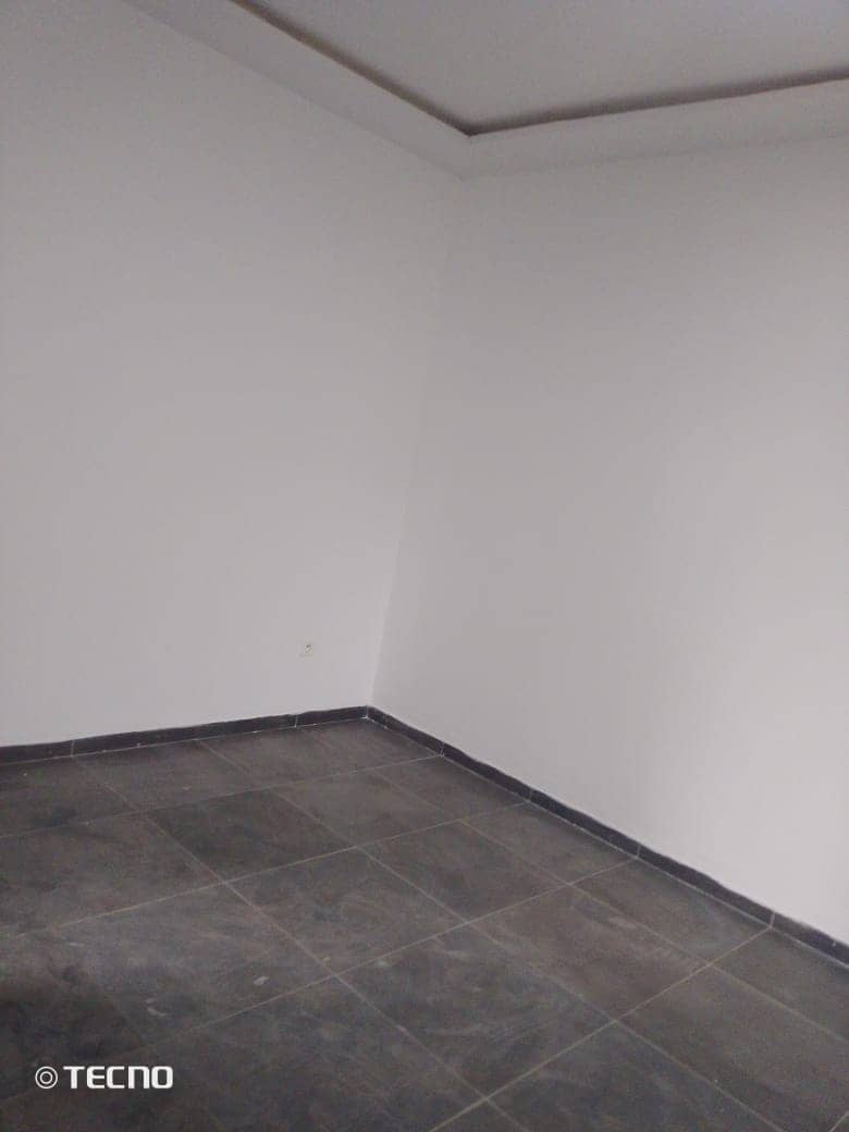 Villa 4 chambres à louer à Tokoin Forever – 500.000 FCFA