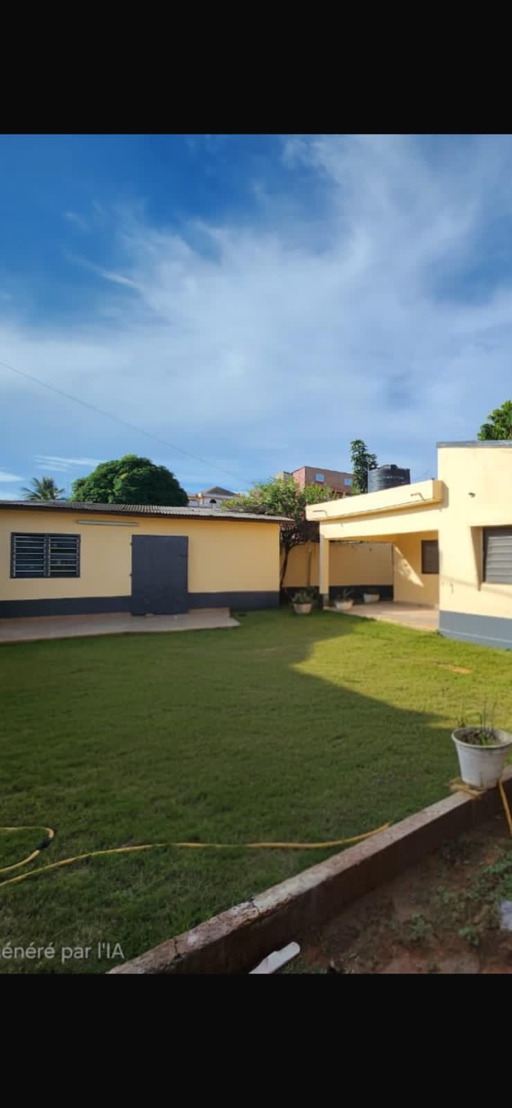 Villa 3 chambres en vente à Djidjolé – 80 millions FCFA