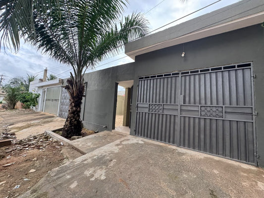 Villa 3 chambres à louer à Avédji – 180 000 FCFA par mois