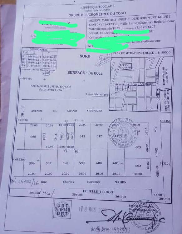 Maison de location en vente à Hédzranawoé au bord du goudron – 85 millions FCFA