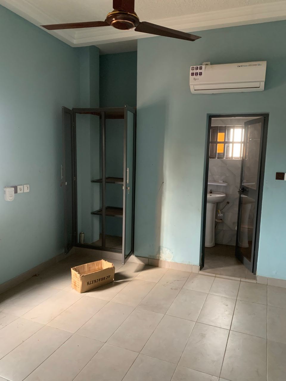 Villa duplex 4 chambres à louer à Adidogomé Lapampa – 200 000 FCFA