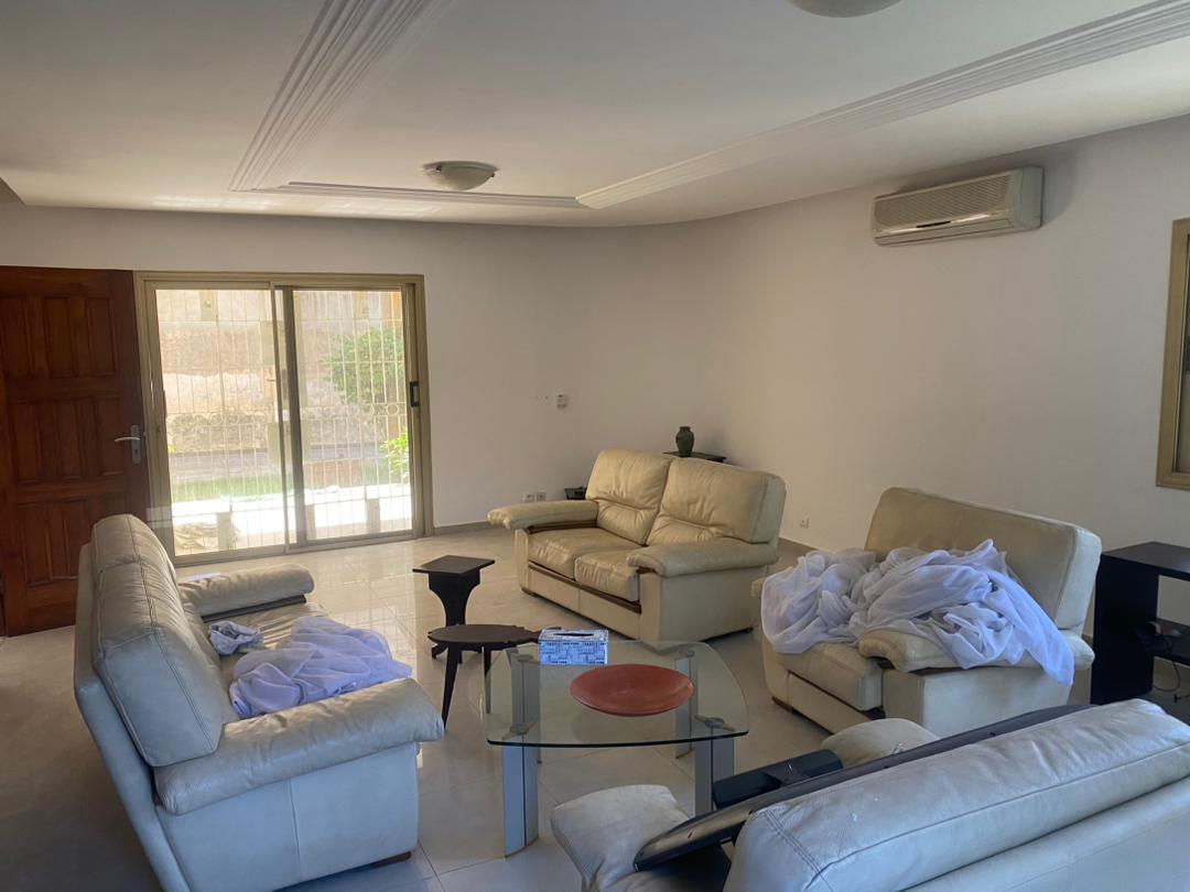 Villa 5 pièces en vente à Baguida Yovokomé – 125 millions FCFA