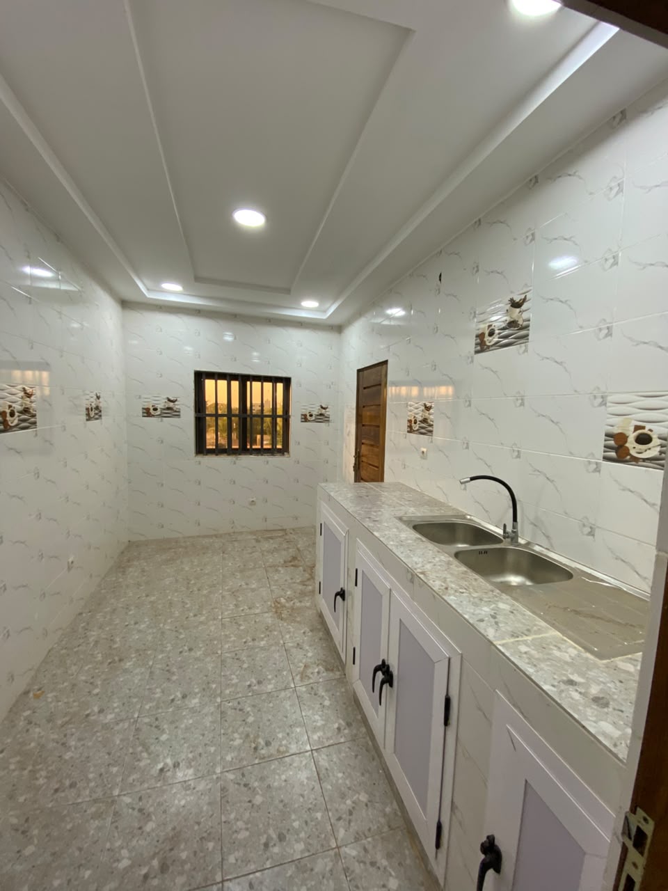 Appartement 3 chambres à louer à Agoe Legbassito Adidome – 100 000 FCFA