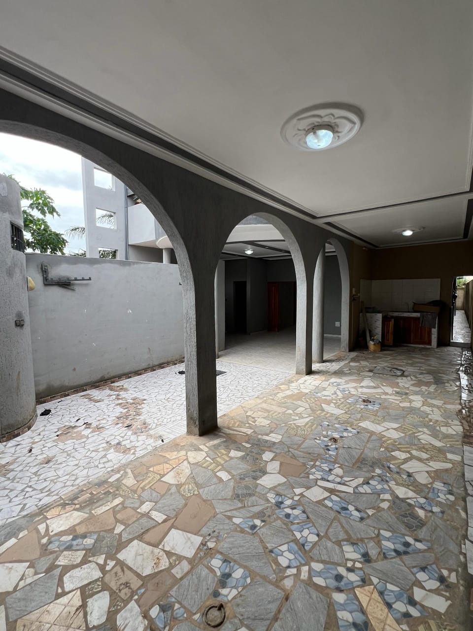 Maison 4 chambres à louer à Adidogomé Amadahomé – 220000 FCFA