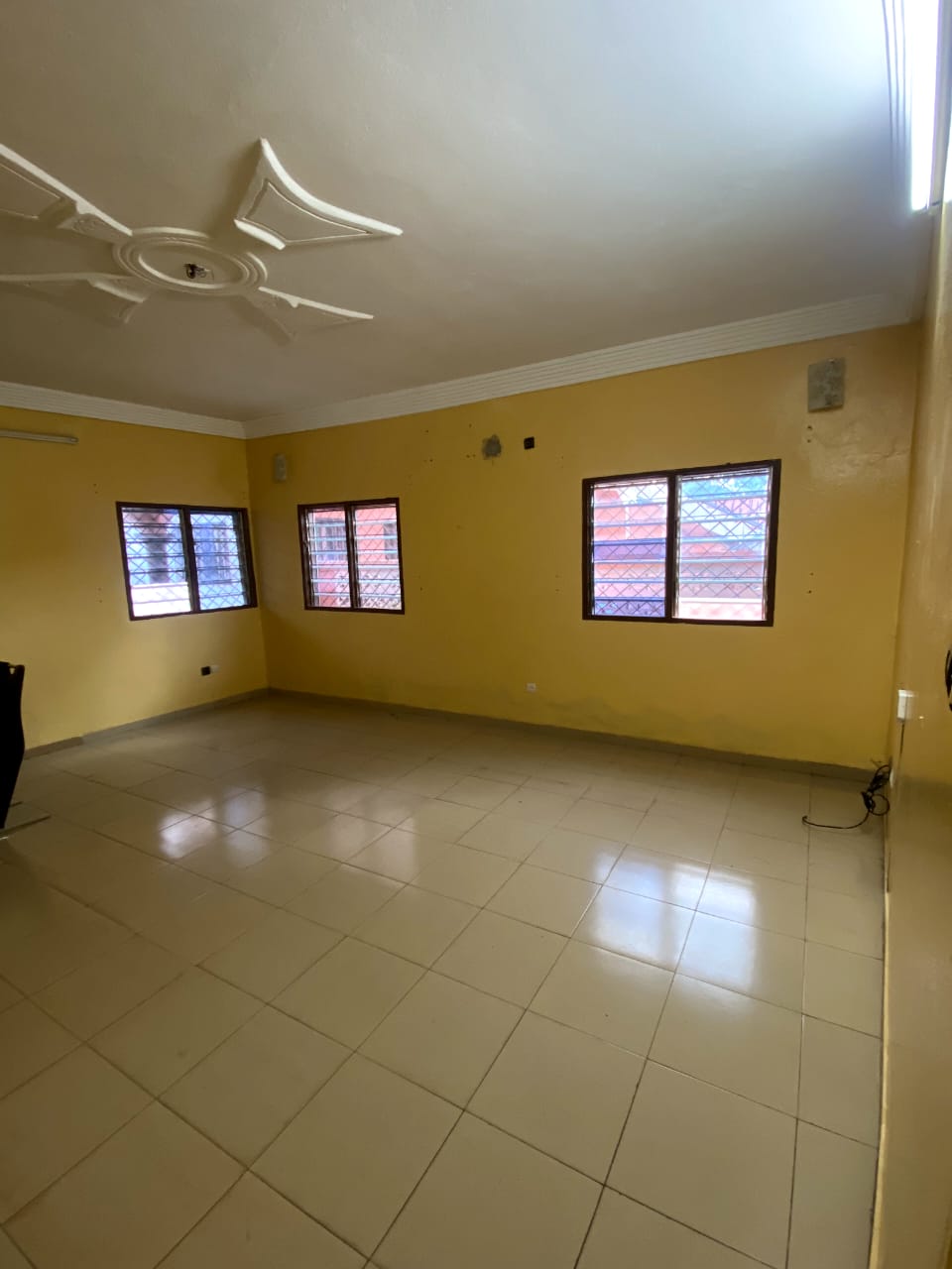 Villa 4 chambres à louer à Agoè Legbassito – 120000 FCFA