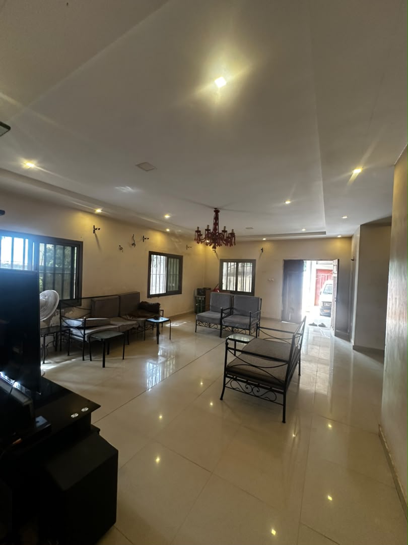 Villa 2 chambres en vente à Légbassito – 45 millions FCFA