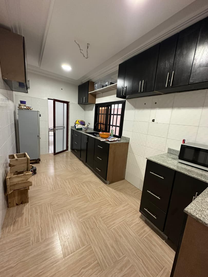 Villa 3 chambres en vente sur 300 m² à Zanguera UCAO – 57 millions FCFA