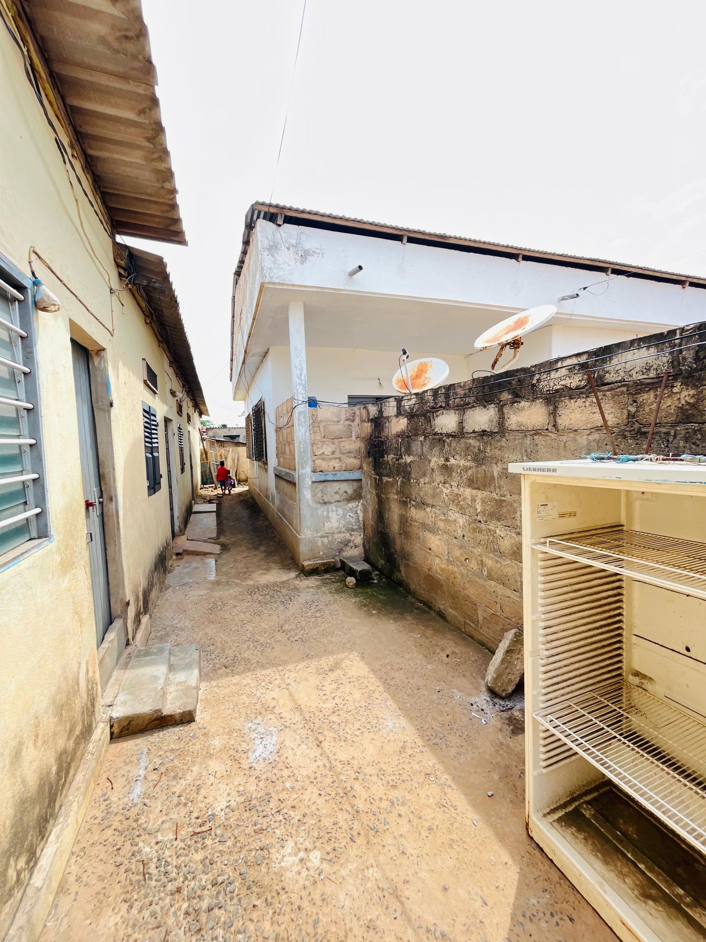 Terrain de 1220 m² en vente à Tokoin Trésor – 250 millions FCFA