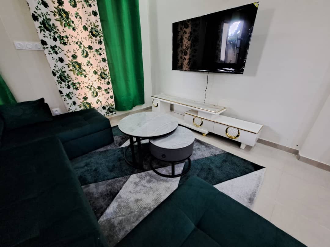 Villa 3 chambres meublée à louer à Adidogomé – 600 000 FCFA/mois